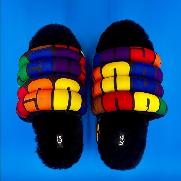 🌈 Women’s UGG Pride Slide - Picture 2 of 8